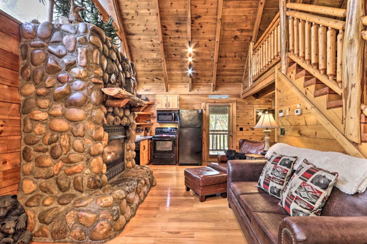 Smoky Mountain Log Cabin 7 Mi To Gatlinburg! Sevierville Exteriör bild